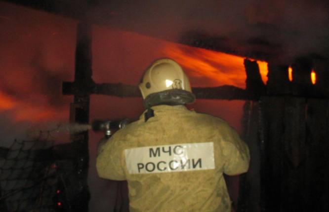 Пожар произошел в Семилукском районе ночью 25 января 2026 года